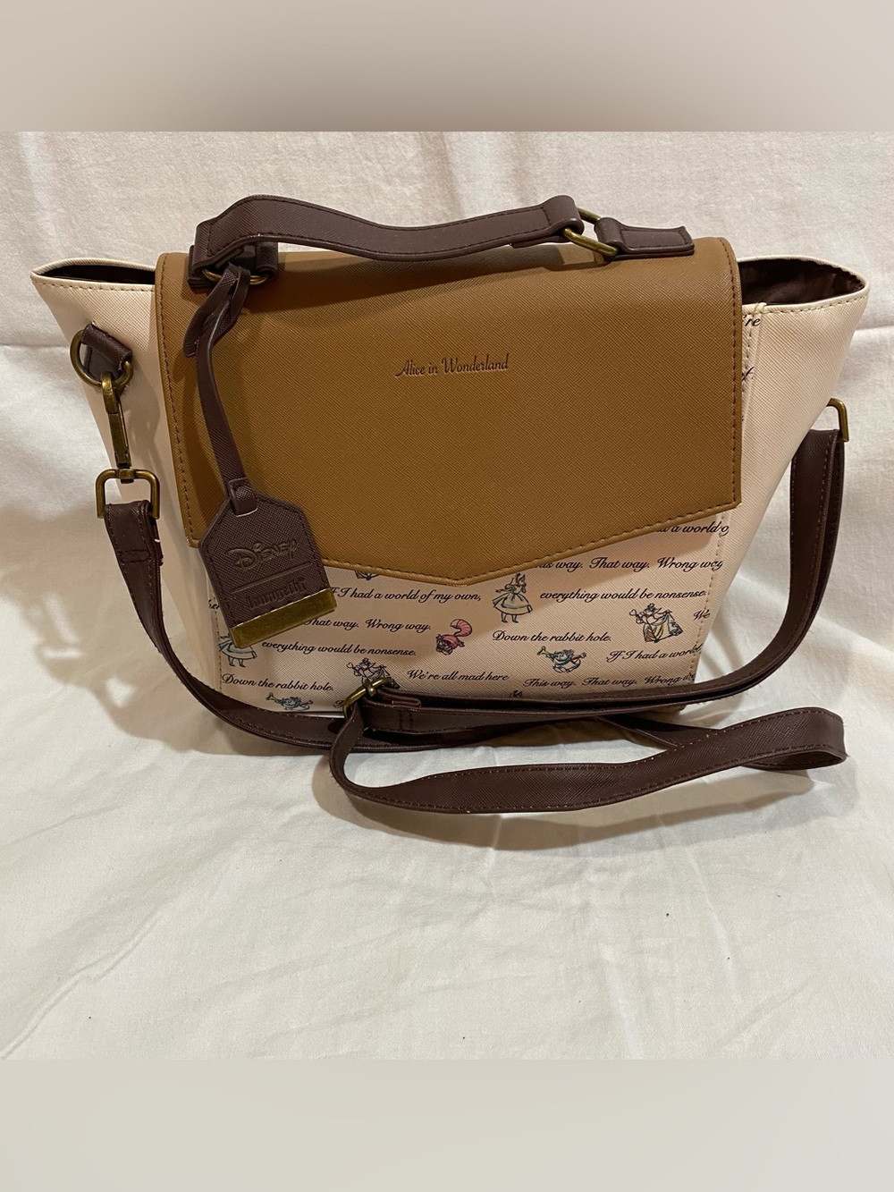 Disney Loungefly Alice in Wonderland Tan & Cream Crossbody Satchel READ